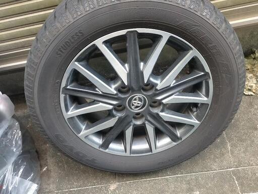 NOAH スタッドレスタイヤ ノアヴォクシー90系スタッドレスタイヤ 205