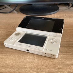 NINTENDO 3DS アイスホワイト　電源入りません