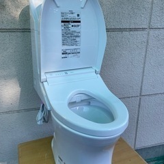 【極美品】TOTO　ウオシュレット一体型トイレ　ZR2　Ｐトラ　...