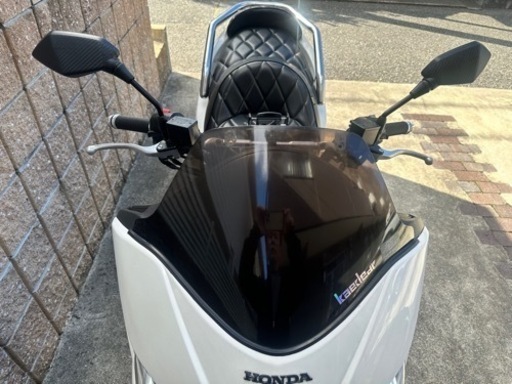 ジェットヘル付けますHonda forza mf08 250