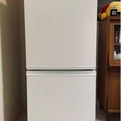 【ネット決済】1人暮らしサイズ　左右開き冷蔵庫　137L