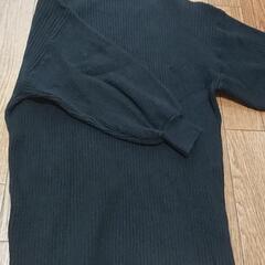 黒 長袖セーター