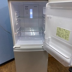I766 🌈 SHARP 冷蔵庫 (137L) 2ドア ⭐ 動作確認済 ⭐ クリーニング済