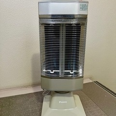 ダイキン工業　遠赤外線暖房機　電気ストーブ