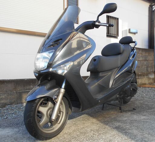 ヤマハ　コマジェ　１２５cc　燃料噴射　LEDライト 　ガンメタ　メンテしてますのでそのまま乗れます