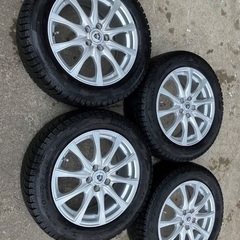 ピレリ スタッドレスタイヤ(205/55R16)とホイール4本セット