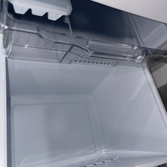 送料・設置込み　冷蔵庫　130L Hisense 2020年