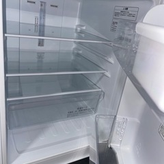 送料・設置込み　冷蔵庫　130L Hisense 2020年