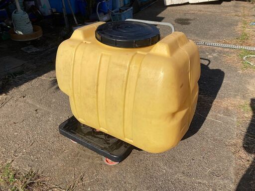 【配送可】コダマ樹脂工業 貯水タンク タマローリー AT-300