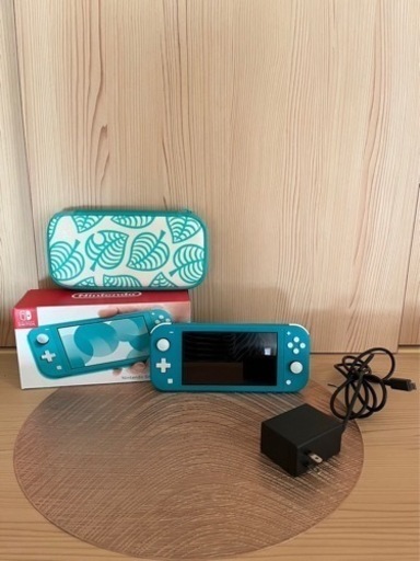☆極美品！ニンテンドースイッチライト　NINTENDO Switch Light 使用期間短☆