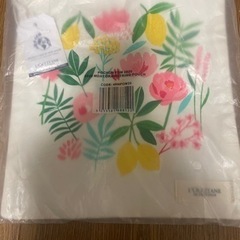 ロクシタンノベルティ巾着