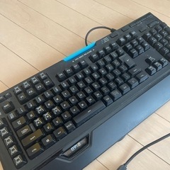ゲーミングキーボード　g910