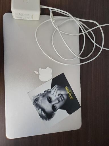 MacBookAir 11インチ　Corei5 メモリ4G　動作確認済み