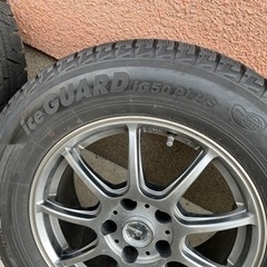 スタッドレスタイヤ（215/65R16）4本セット　ホイール付き
