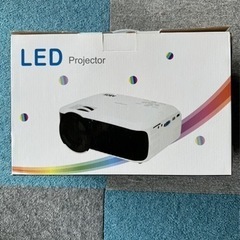 LED Projector  ABOX 小型プロジェクター