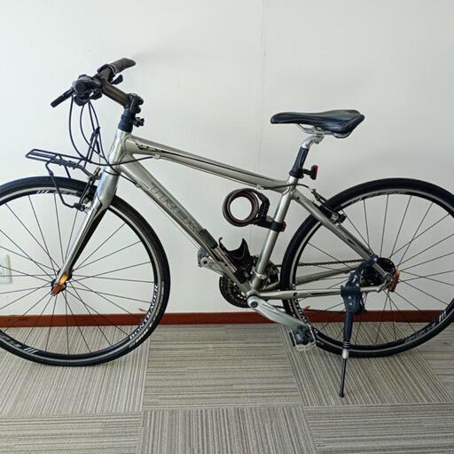 TREK　クロスバイク　FX7.5 空気入　ワイヤー　ヘルメット等附属品あります