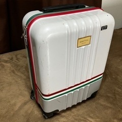 スーツケース　イタリア