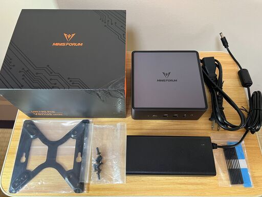 デスクトップパソコン MINISFORUM Venus Series UM790Pro Ryzen 9 7940HS DDR5 32GB 1TB SSD Windows 11 Pro