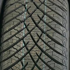 🌞175/65R15⛄工賃込み！新品未使用！アクア、カローラフィールダー、カローラアクシオ、iQ、スペイド、ポルテ、ヴィッツ、フィット、キューブ、スイフト等に！EVERTON製オールシーズンタイヤ入荷しました🌞