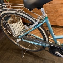 【年末セール！防犯登録料　無料！ ブリヂストン　アルベルト前後タイヤ・チューブ新品！】LEDオートライト　内装3段　27インチ自転車　水色