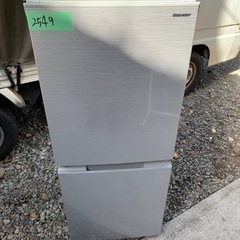 2549番 SHARP✨冷蔵庫✨SJ-D15G-S‼️