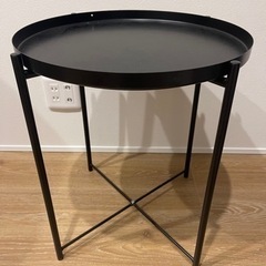 IKEA テーブル　決まりました。