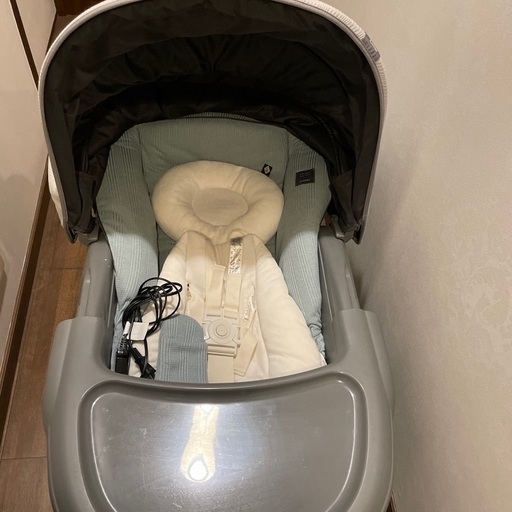 【美品】コンビ ネムリラ ハイローチェア 手動 限定モデル エッグショック 美品✨ ハイローチェア コンビ ネムリラ 手動 限定モデル エッグショック