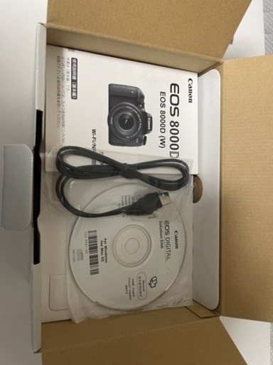 デジタル一眼 Canon EOS 8000D EF-S18-135 IS STM