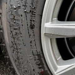 打ち合わせ中　スタッドレスタイヤ☆ヨコハマタイヤ　