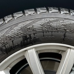 打ち合わせ中　スタッドレスタイヤ☆ヨコハマタイヤ　