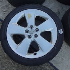 【早い者勝ち】ホイール 215/45R17 プリウス