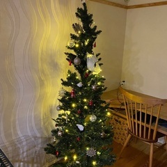 クリスマスツリー 180cm 電飾付き　オーナメント付き