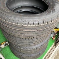 新車外し　40アルファード　17インチ純正タイヤ