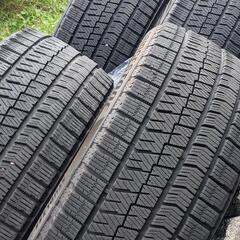 中古スタッドレスタイヤ ブリジストン BLIZZAK VRX2 225/45R17 19年製