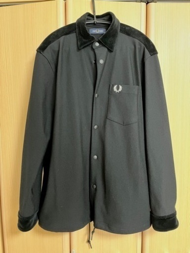 FRED PERRY メンズシャツ