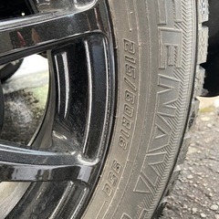 値下　スタッドレスタイヤ　アルミホイ－ル4本セット