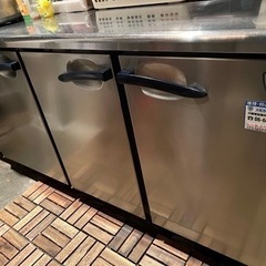 大和冷機コールドテーブル冷凍冷蔵庫