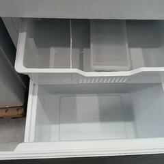 配送可【ハイセンス】135L冷蔵庫★2022年製　クリーニング済/6ヶ月保証付　管理番号12611