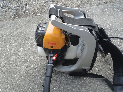 ほぼ新品　草刈り機