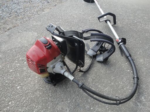 草払い機