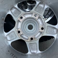 202410131【札幌】ランクル100用冬タイヤセット スタッドレス 社外16