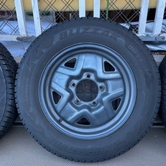 ジムニー（JA11）用　スタッドレスタイヤ　鉄ホイール付き