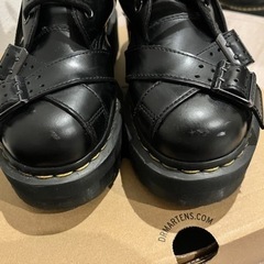【Dr.Martens】QUAD RETRO JADON STRAP 8EYE