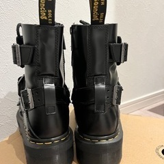 【Dr.Martens】QUAD RETRO JADON STRAP 8EYE