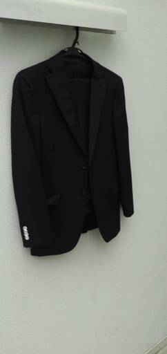 Perfect　Suit　Factory　メンズスーツ　サイズ　Ｙ6　Mサイズ　美品　ほぼ黒に近い濃紺　数回使用後クリーニング済み