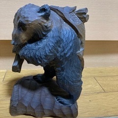 木彫りの熊　C 立ち姿