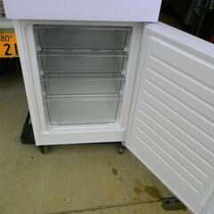 ツインバード 3ドア冷凍冷蔵庫 ２０２１年 右開き HR-E919PW １９９L 美品 無料配送（つくば市から２０キロまで