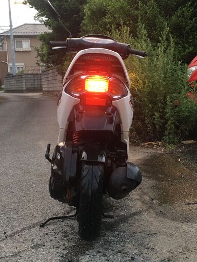 走行2500km Z４スマートディオ 本物4バルブ 金色フォーク 金色アルミ 通学に使用バイク屋整備 走行2500km Z4スマートディオ 本物4バルブ 金色フォーク 金色アルミ