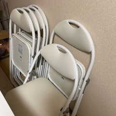 【決まりました】美品　パイプ椅子10脚セット　ホワイト　
