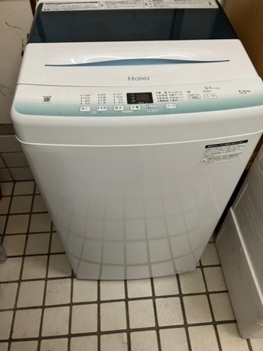 ハイアール洗濯機 (k.k) 間々田の生活家電《洗濯機》の中古あげます